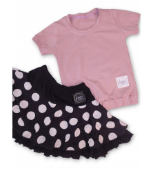 Bodkovaná sukňa s volánikom